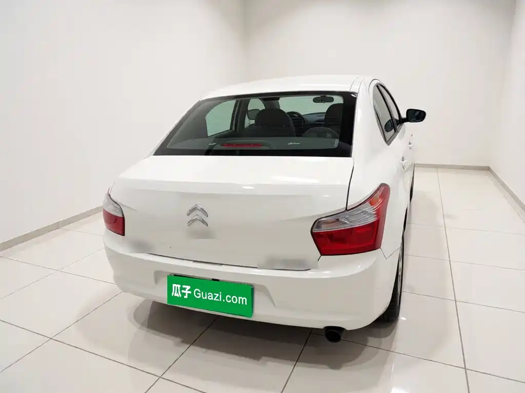 Citroen Elysee — миниатюра 5