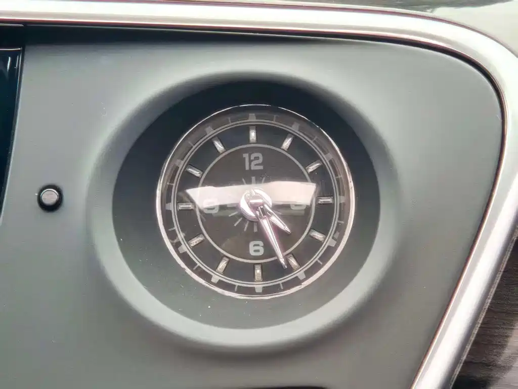 Buick Envision Plus — миниатюра 17