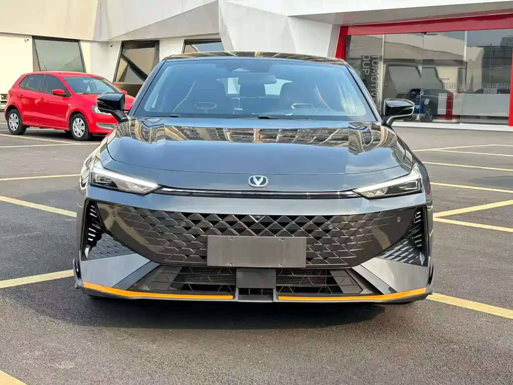 Changan UNI-V — миниатюра 2