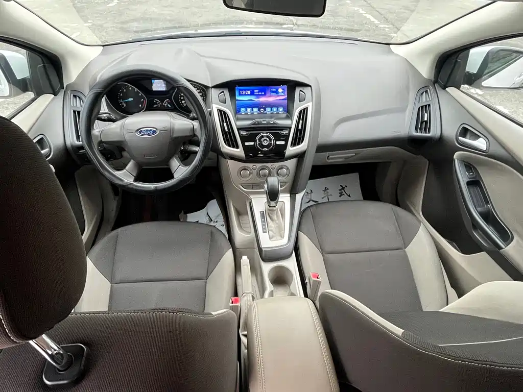 Ford Focus — миниатюра 15