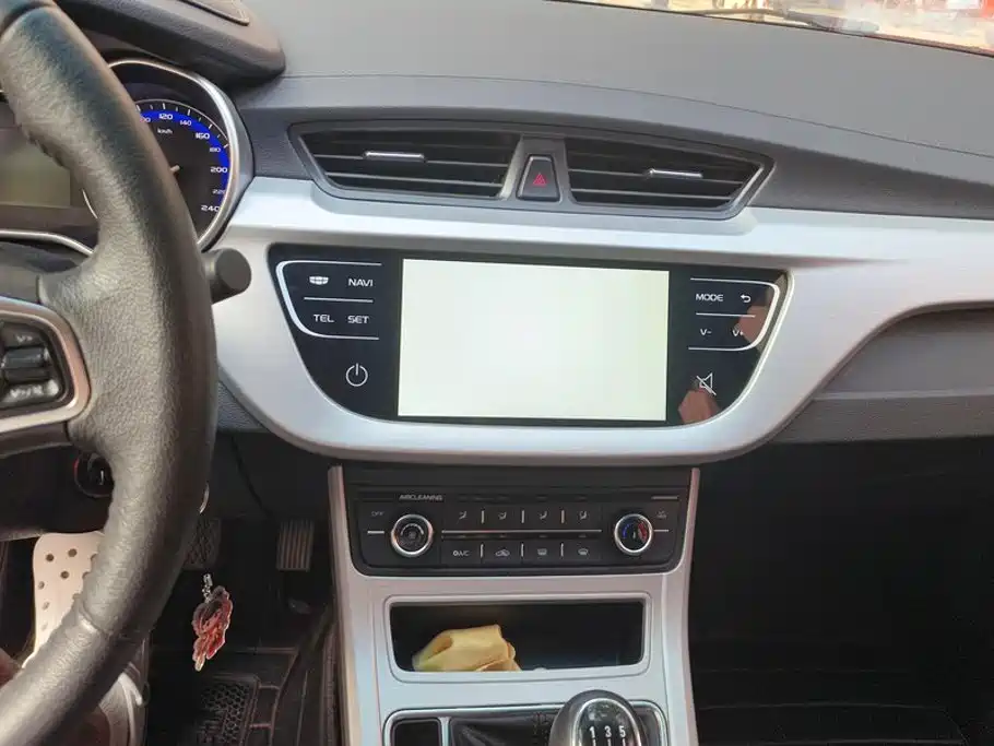 Geely Vision — миниатюра 13