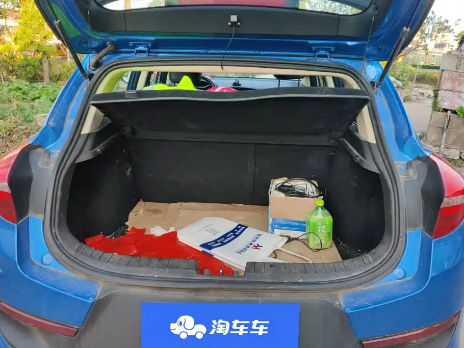 Geely Emgrand GS — миниатюра 4