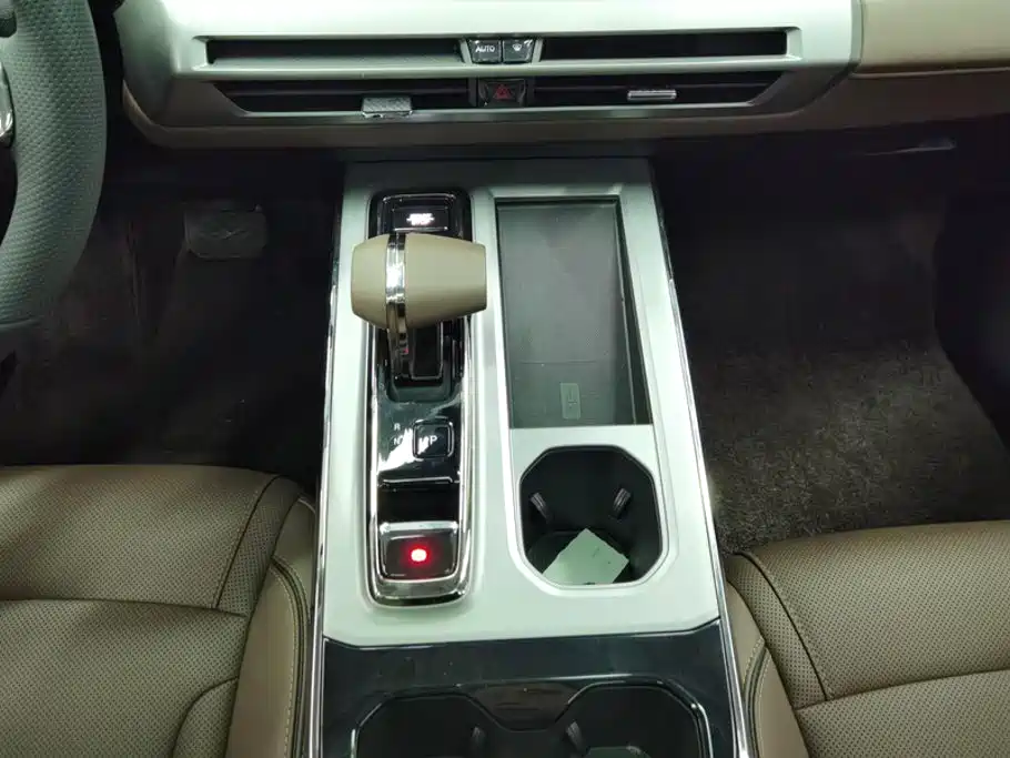 GAC Motor Trumpchi GS4 — миниатюра 16
