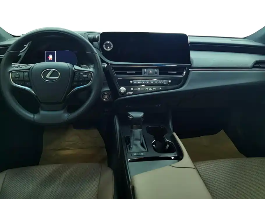Lexus ES — миниатюра 12