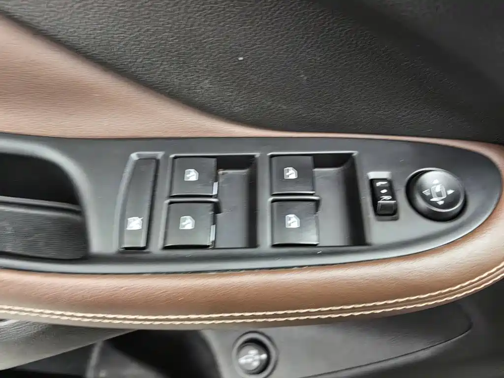 Buick Envision Plus — миниатюра 9