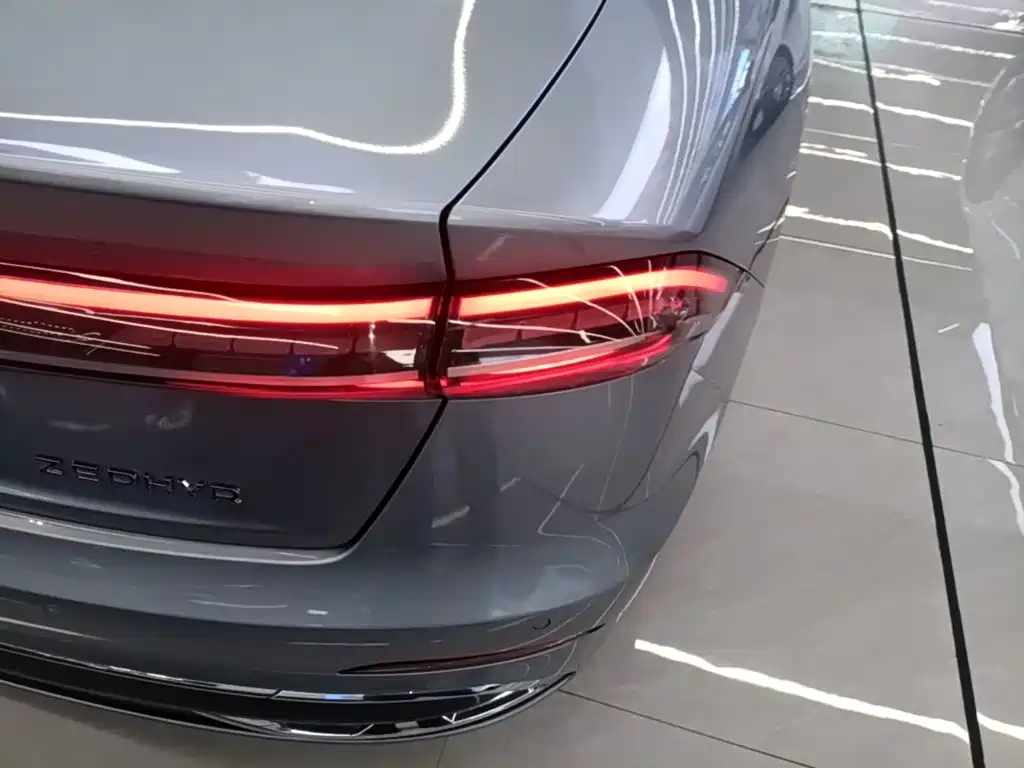 Lincoln Z — миниатюра 8