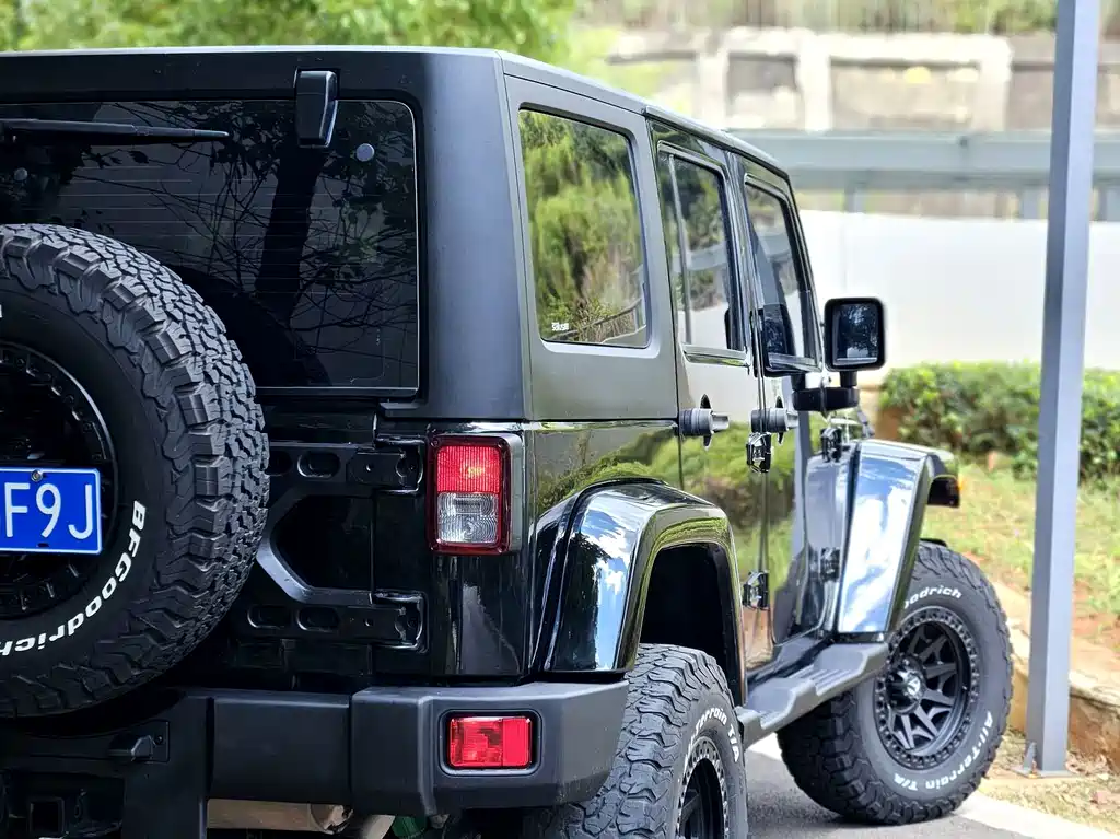 Jeep Wrangler — миниатюра 18