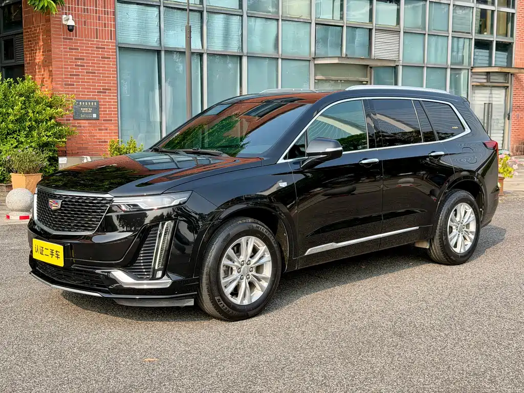 Cadillac XT6