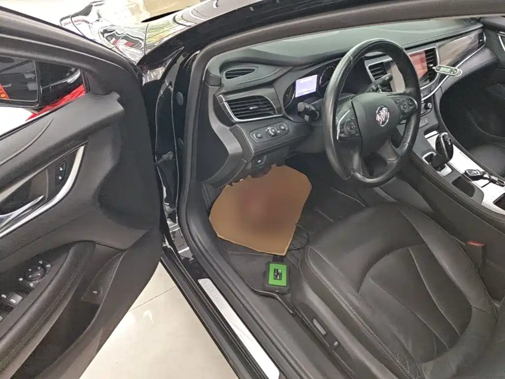 Buick LaCrosse — миниатюра 16