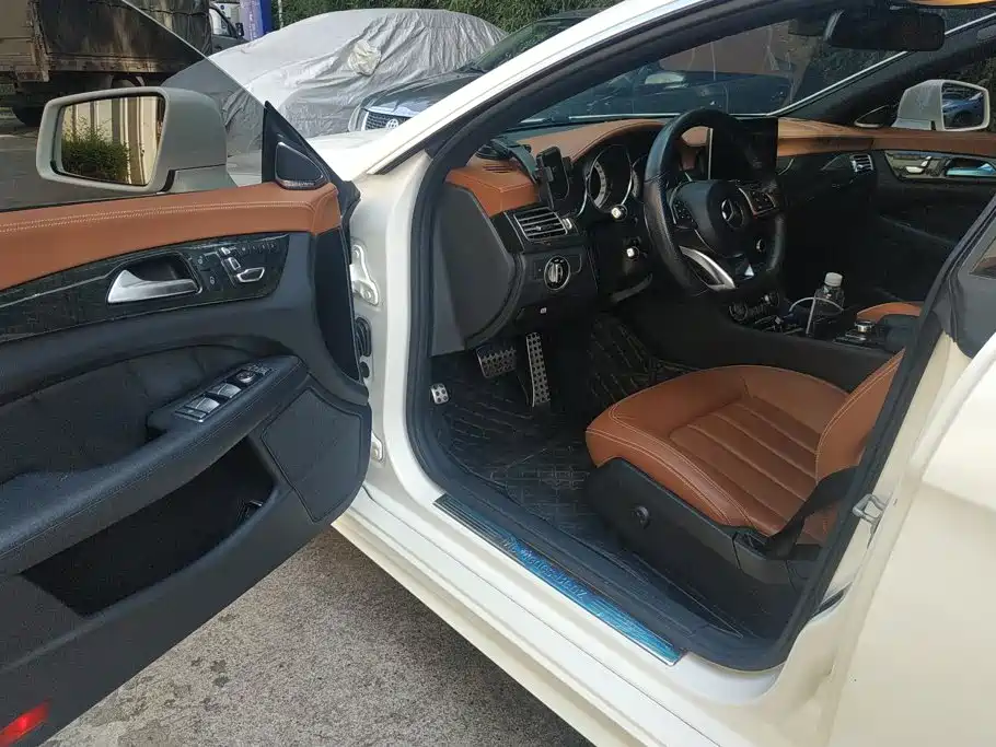 Mercedes-Benz CLS — миниатюра 9