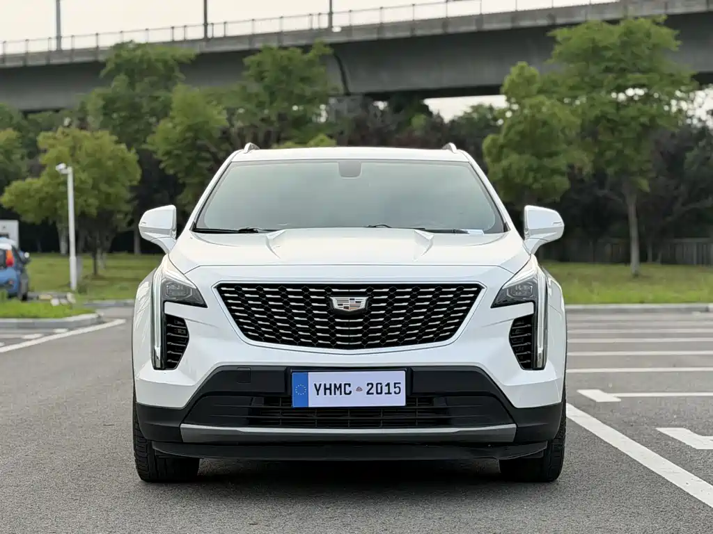 Cadillac XT4 2021 28T Lead