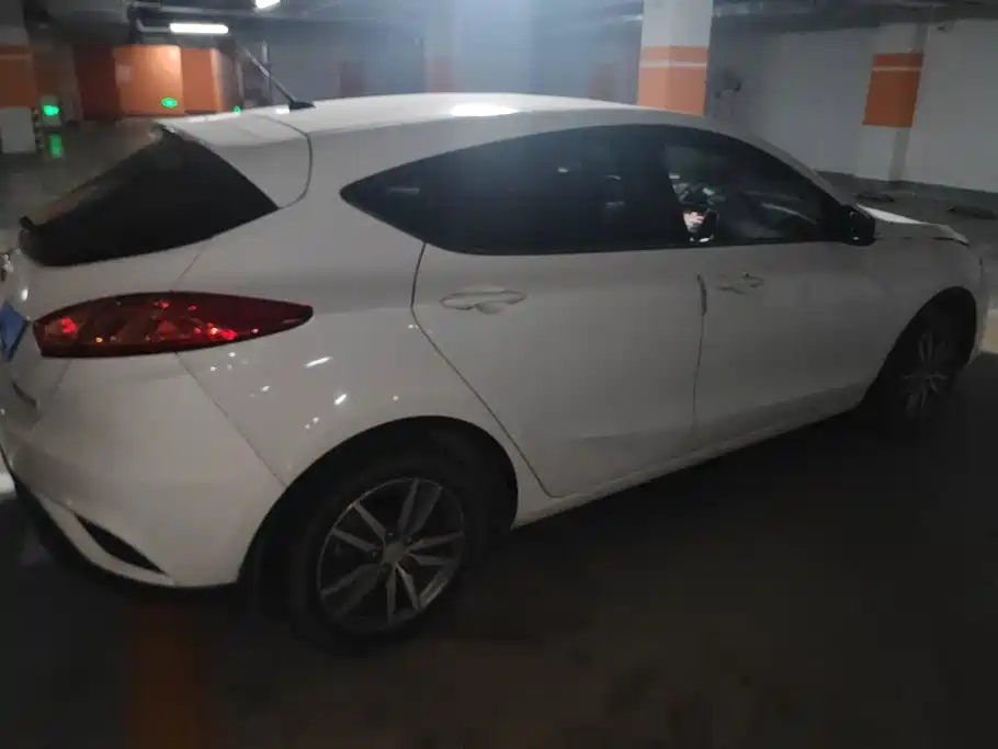 Changan Eado XT — миниатюра 3