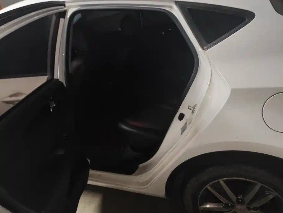 Changan Eado XT — миниатюра 11