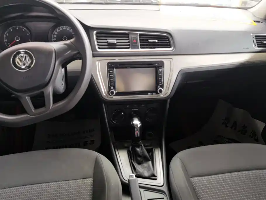 Volkswagen Lavida — миниатюра 13