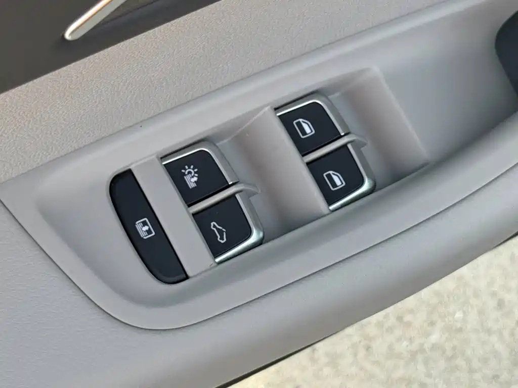 Audi A6L — миниатюра 20
