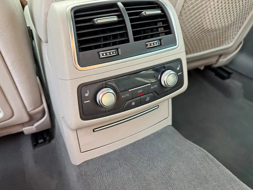 Audi A6L — миниатюра 16