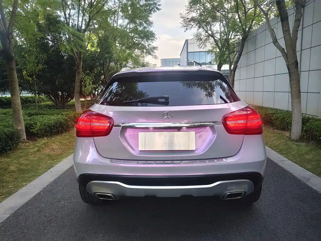 Mercedes-Benz GLA — миниатюра 21