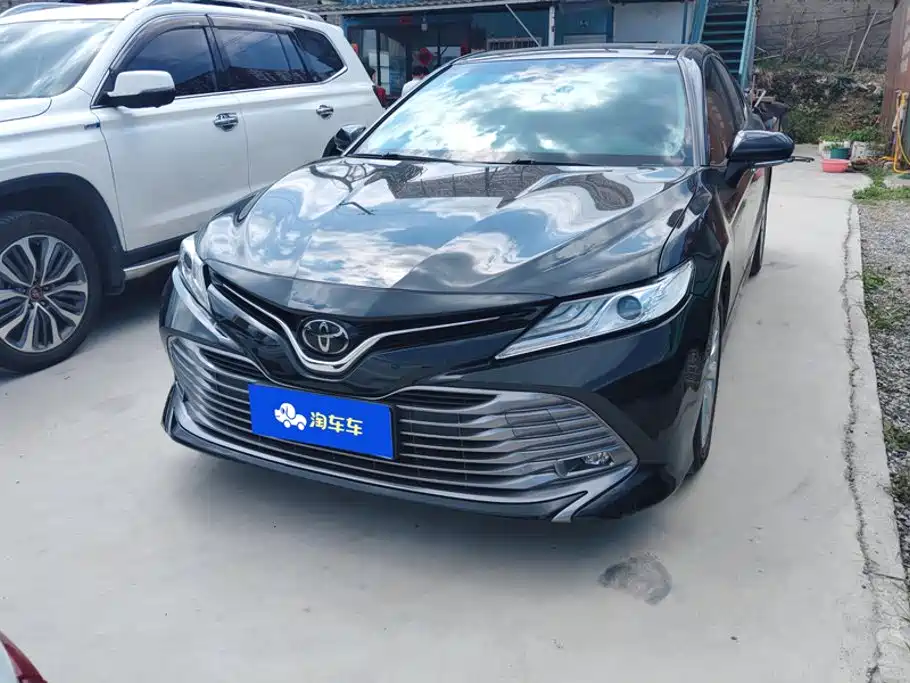 Toyota Camry — миниатюра 2