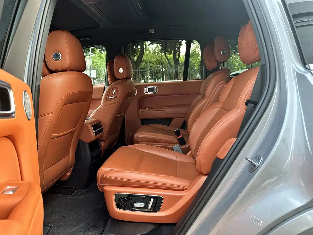 Li Auto Li L8 — миниатюра 16