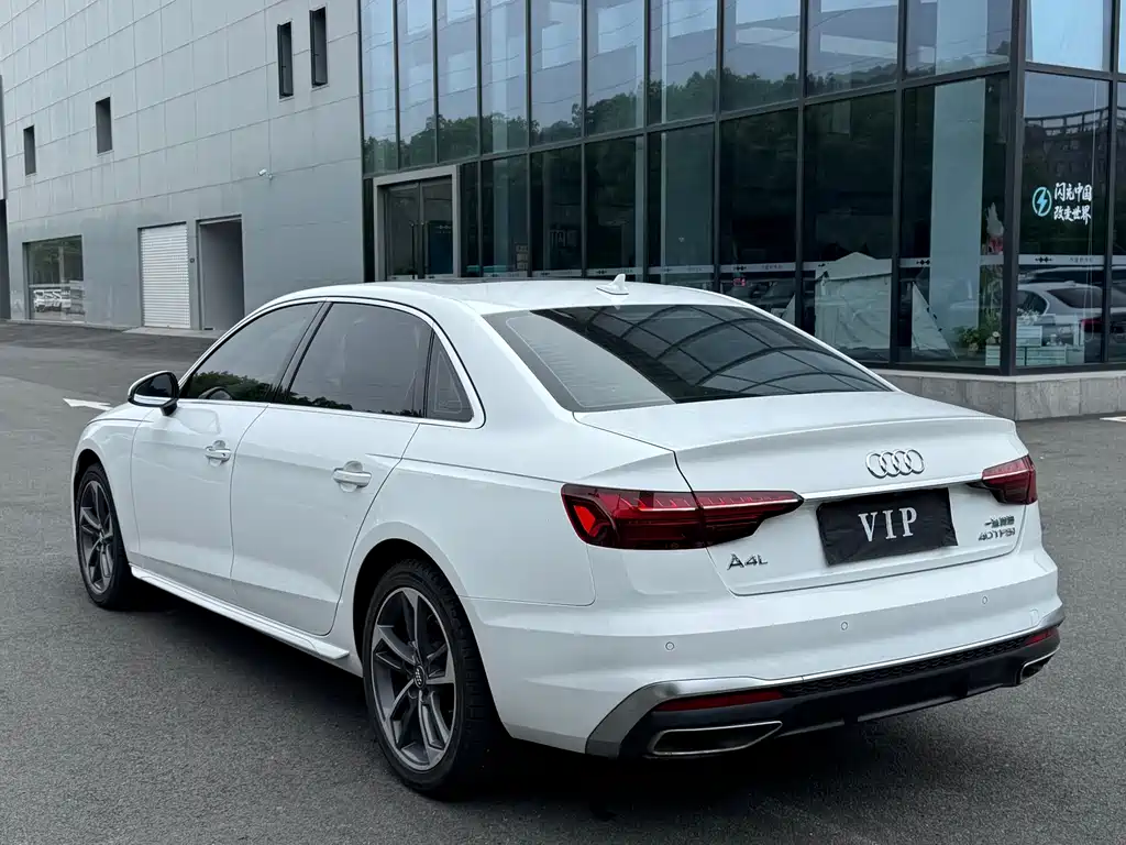 Audi A4L — миниатюра 21