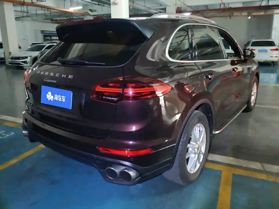Porsche Cayenne — миниатюра 3