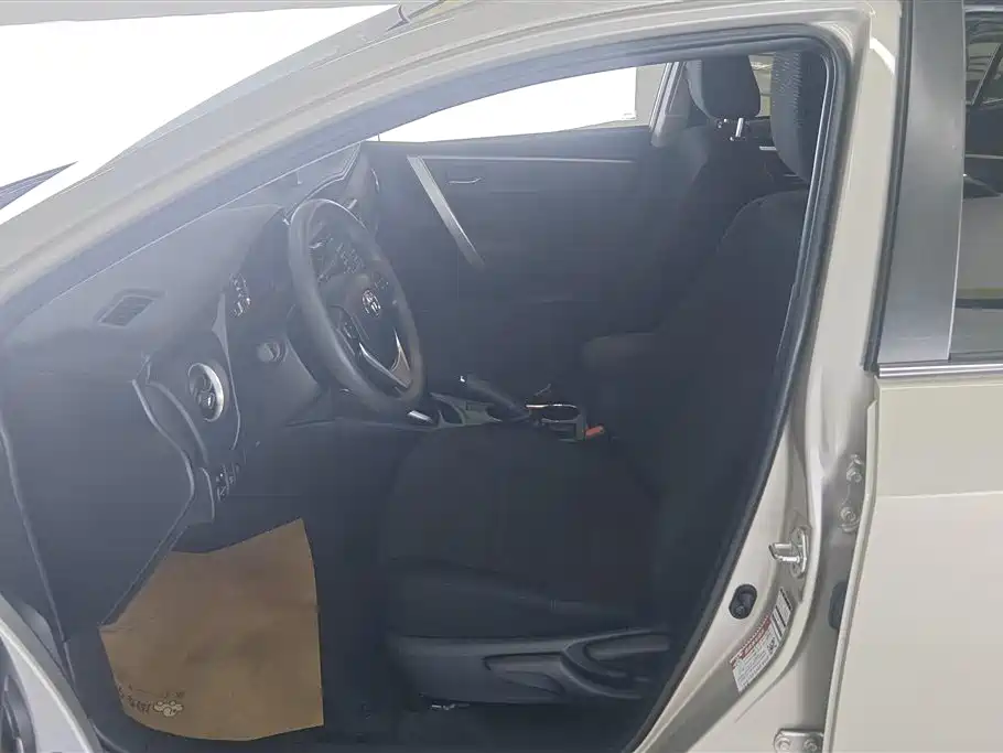 TOYOTA COROLLA DUAL ENGINE E+