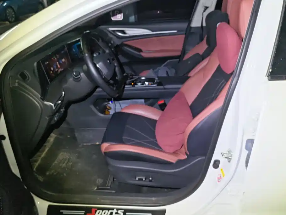 Changan Eado — миниатюра 9