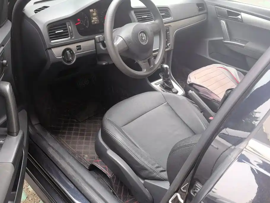Volkswagen Lavida — миниатюра 8