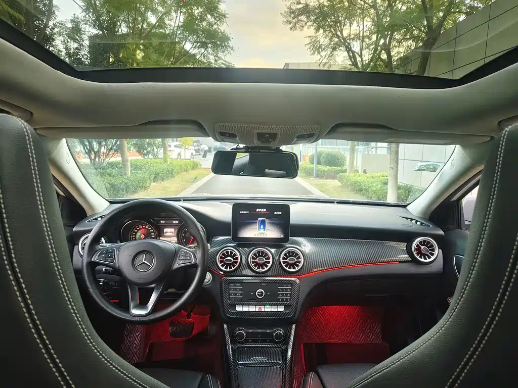 Mercedes-Benz GLA — миниатюра 19
