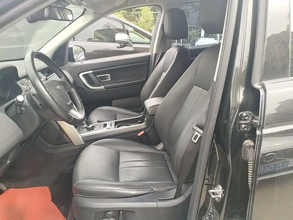 Land Rover Discovery Sport — миниатюра 15