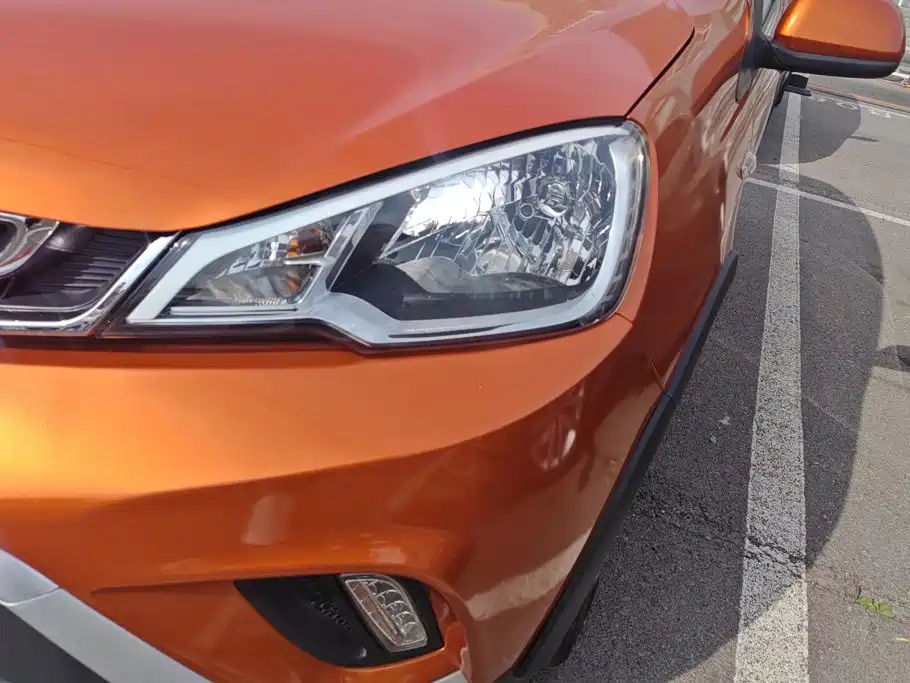 Geely Vision X1 — миниатюра 5