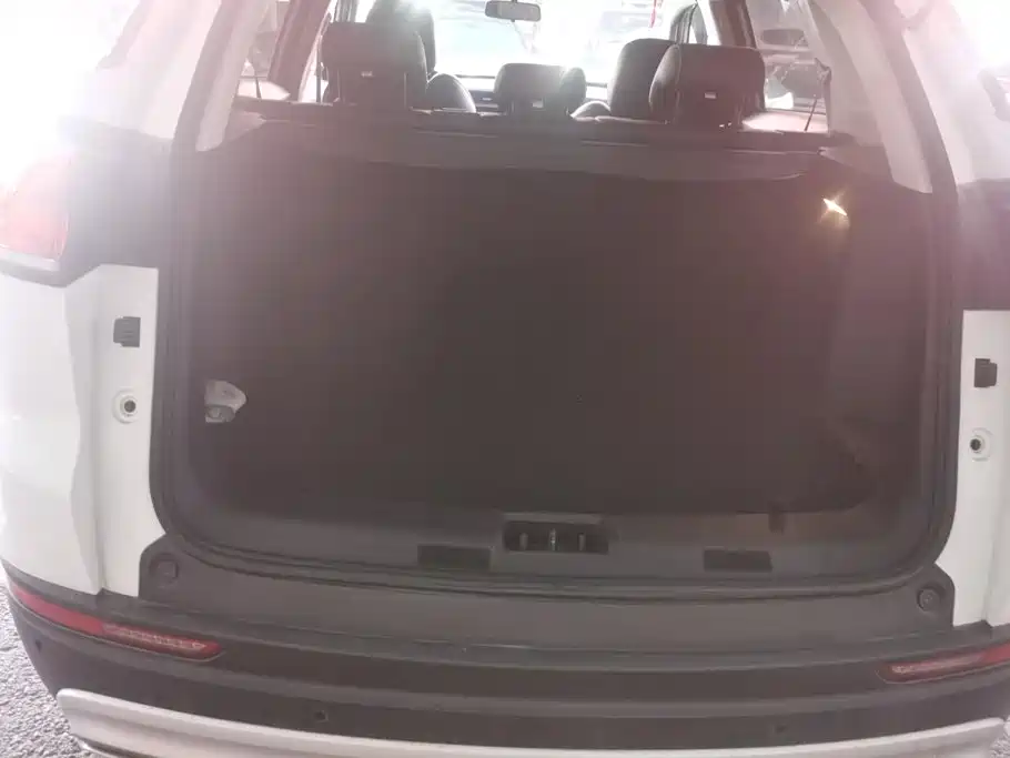 Geely Boyue — миниатюра 4