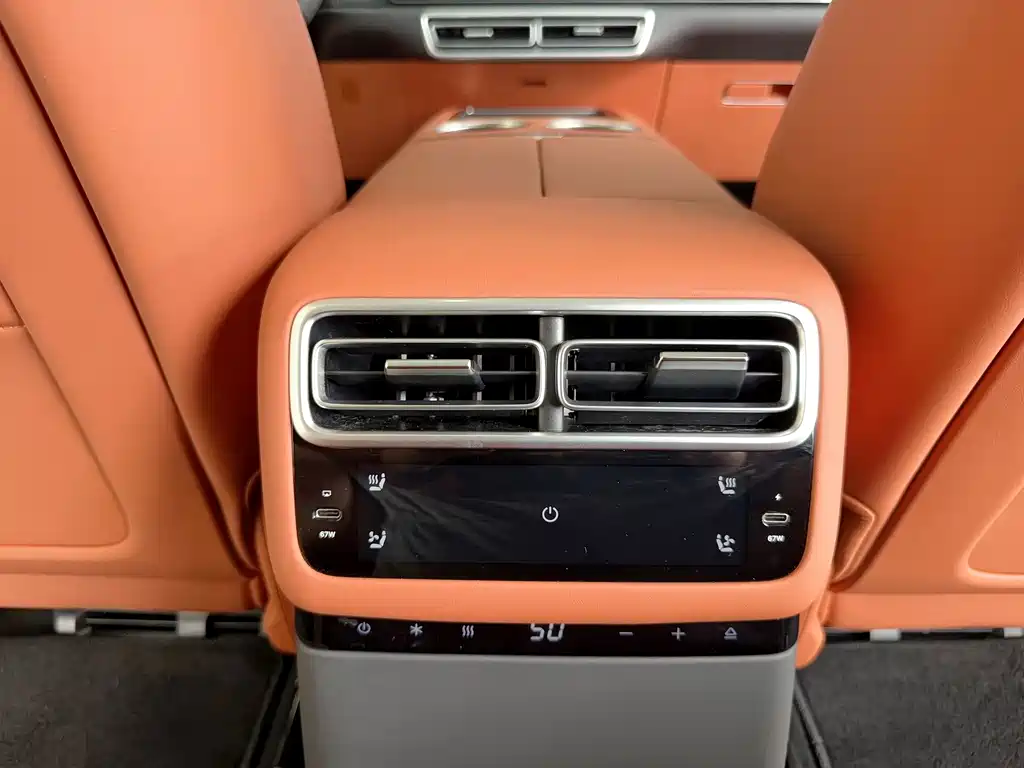 Li Auto Li L6 — миниатюра 10