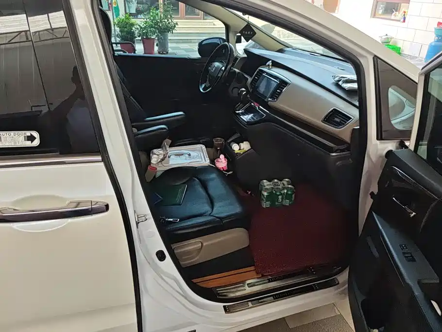 Honda Odyssey — миниатюра 8