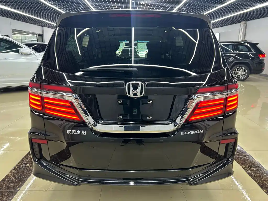 Honda Elysion — миниатюра 4