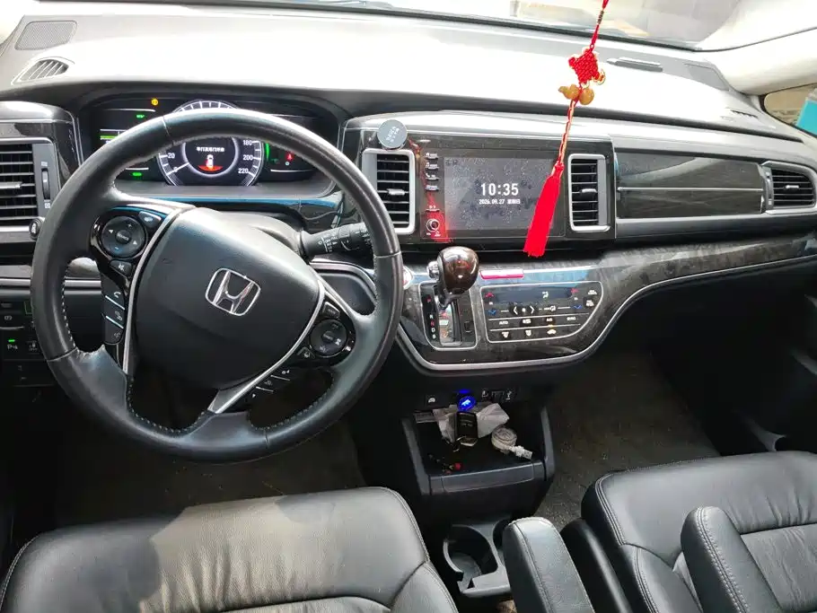 Honda Elysion — миниатюра 12