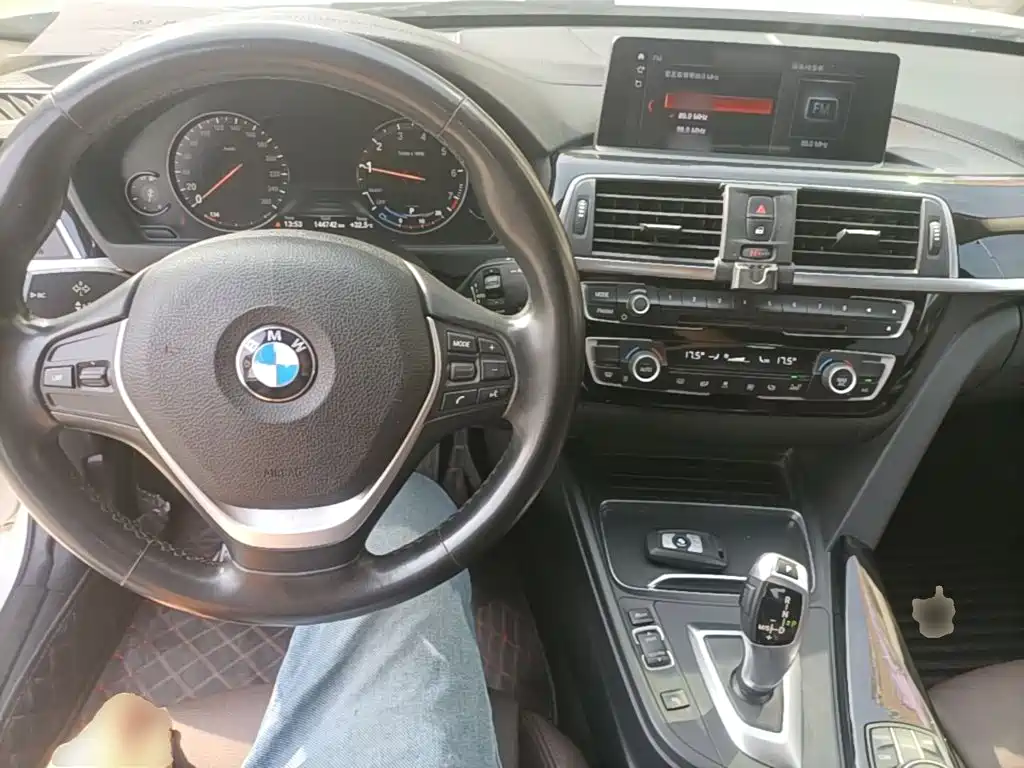 BMW 3 Series — миниатюра 10
