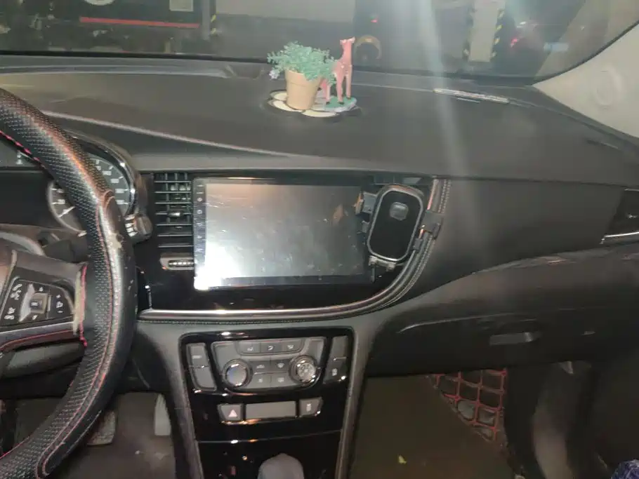 Buick Encore — миниатюра 13