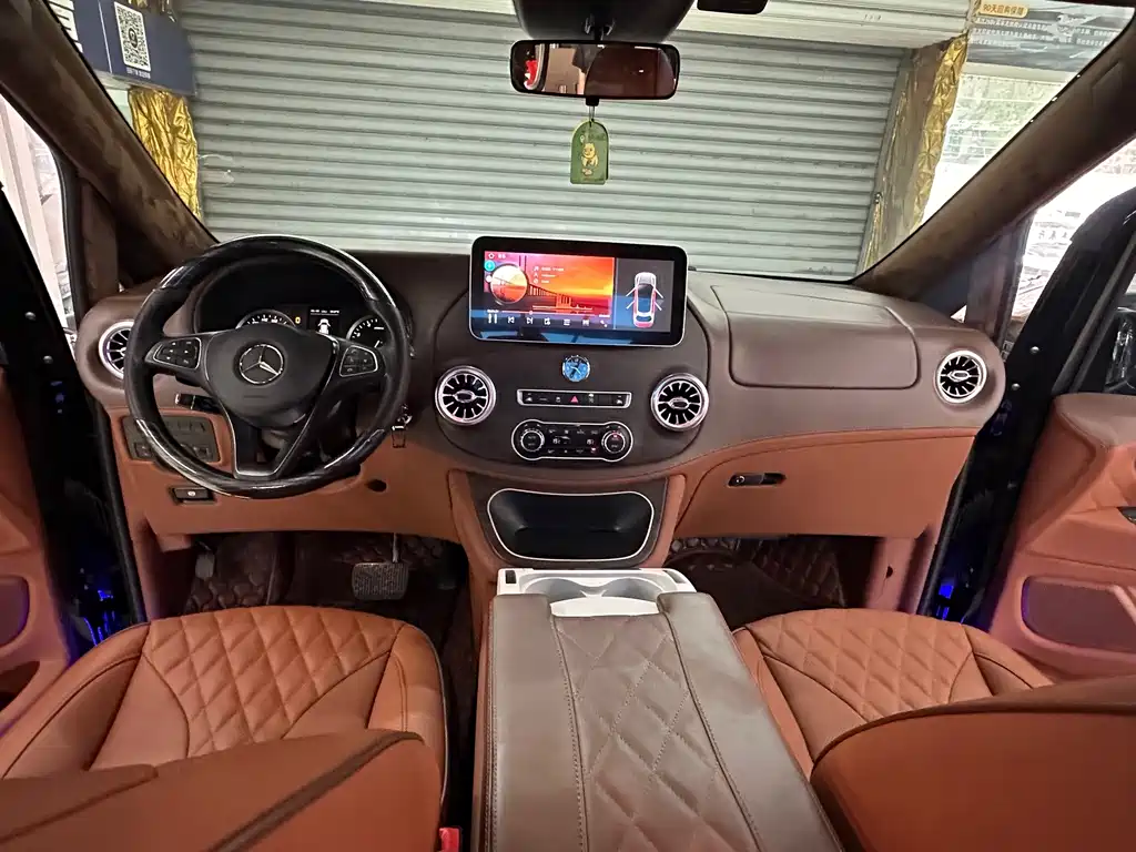 Mercedes-Benz Vito — миниатюра 20