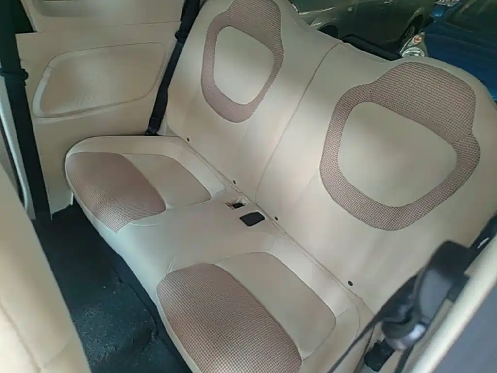 Wuling MINIEV — миниатюра 17