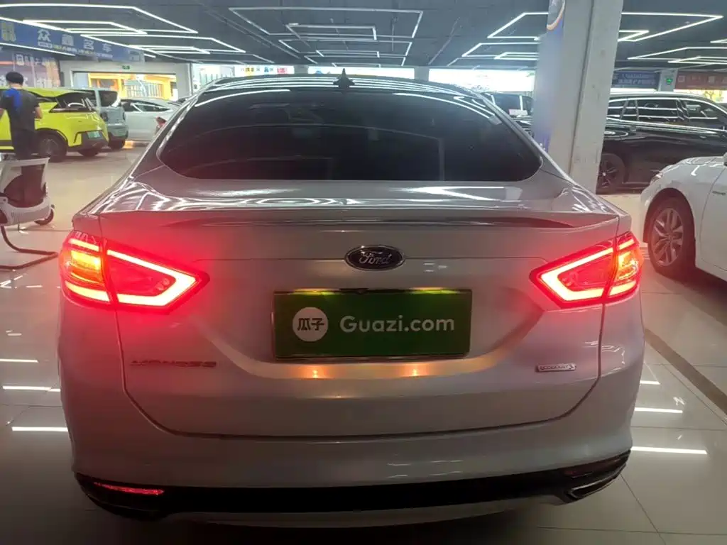 Ford Mondeo — миниатюра 4