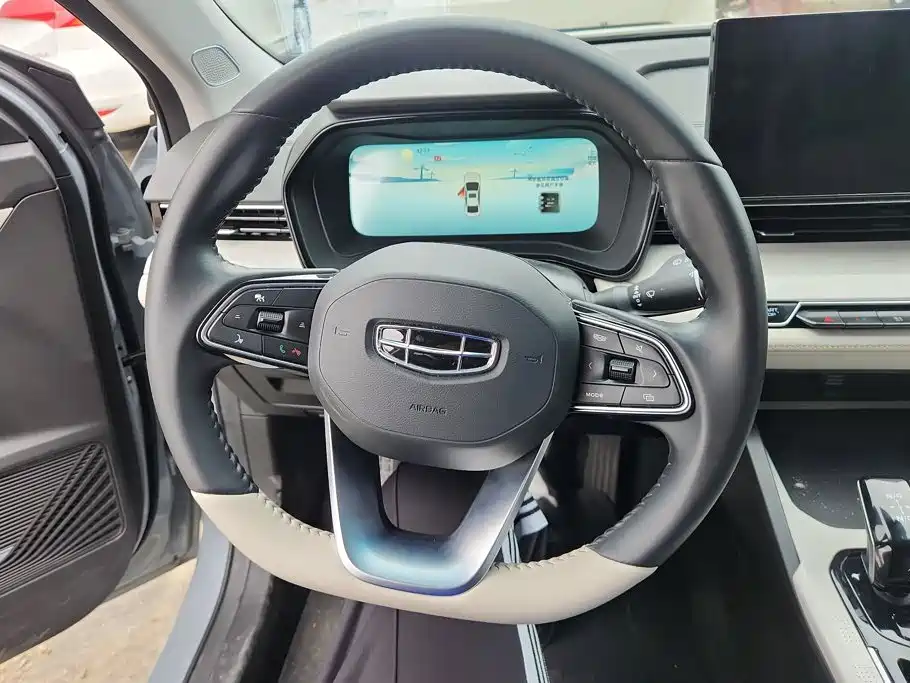 Geely L HiP — миниатюра 15