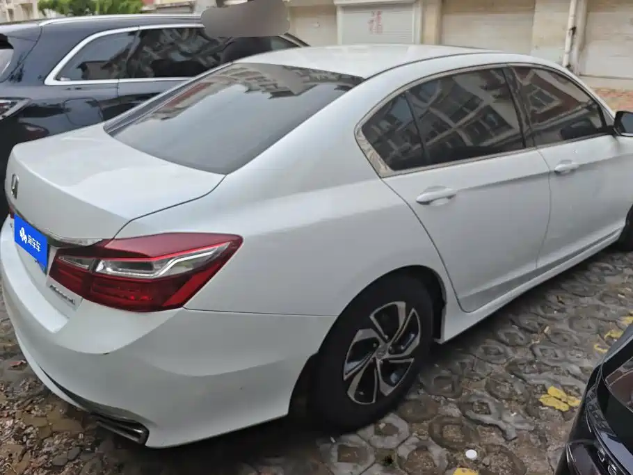 Honda Accord — миниатюра 3