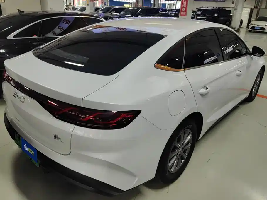 BYD Qin L — миниатюра 3