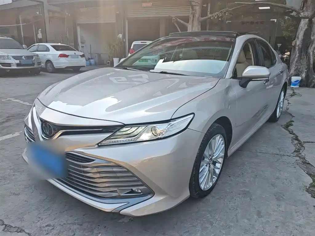 Toyota Camry 2018