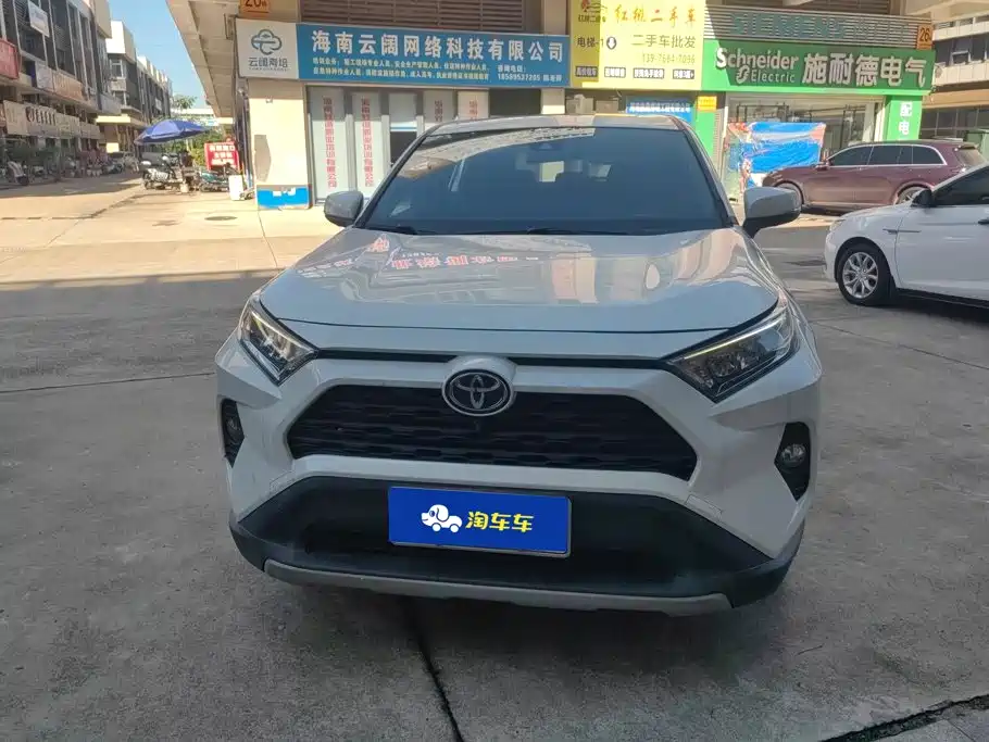 Toyota RAV4 — миниатюра 2