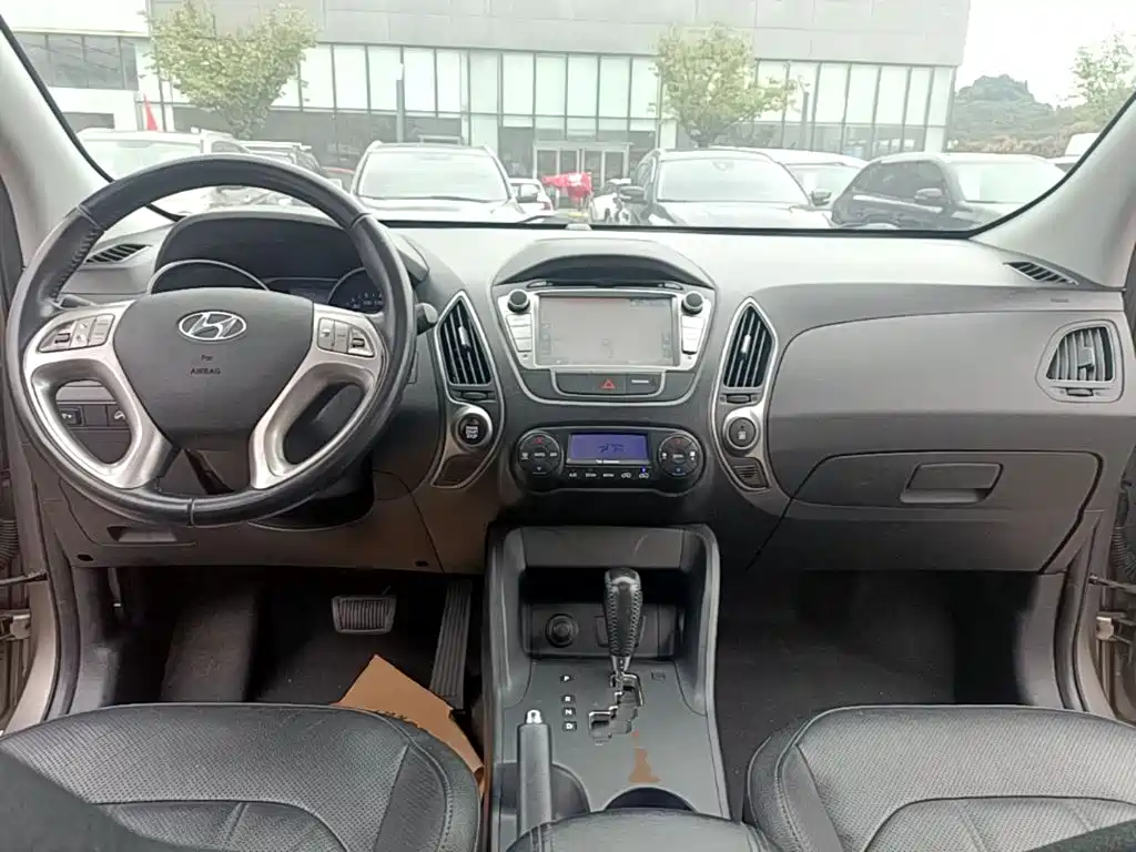 Hyundai ix35 — миниатюра 10