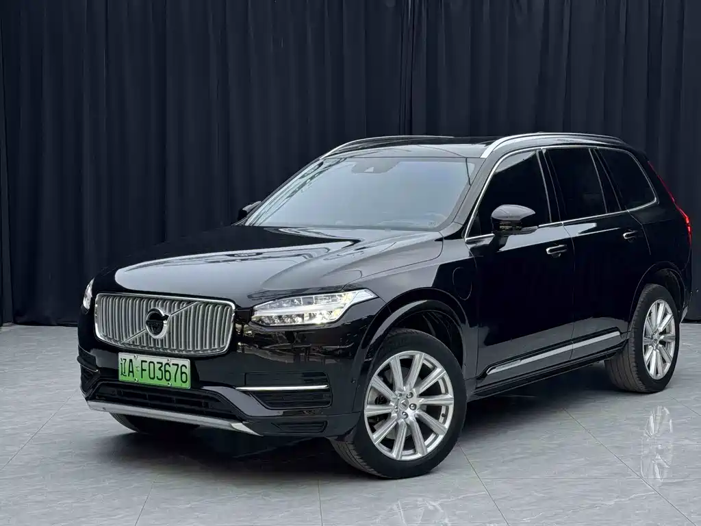 VOLVO XC90 PLUG IN HYBRID