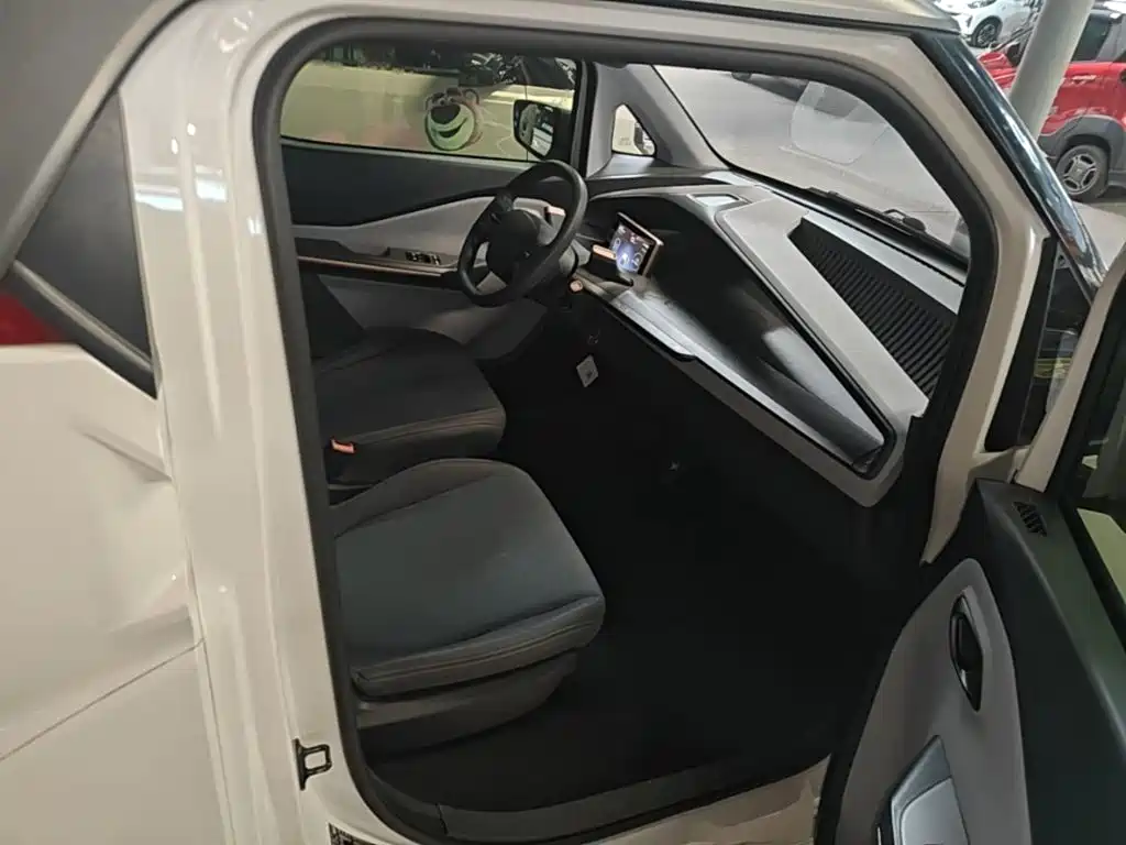 Baojun E200 — миниатюра 25