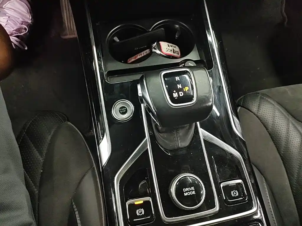 Hongqi Hongqi HS5 — миниатюра 14